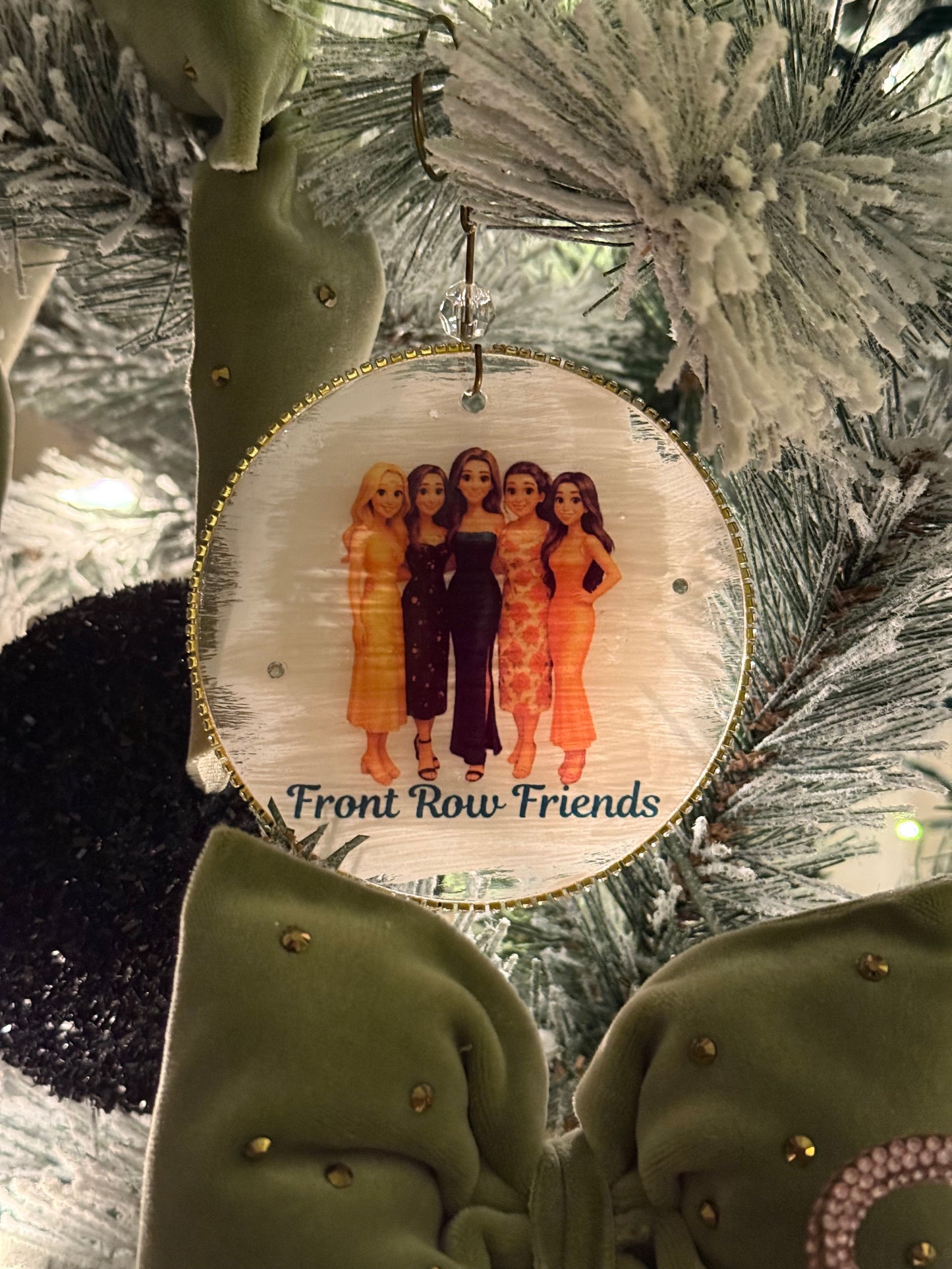 Front row friends for life